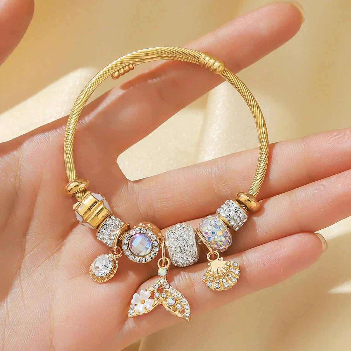 Mirelith – Elegant Stylized Bracelet