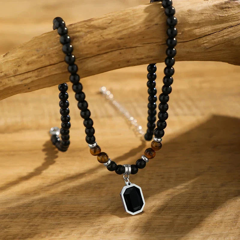 Nerath – The Silence of Strength Necklace