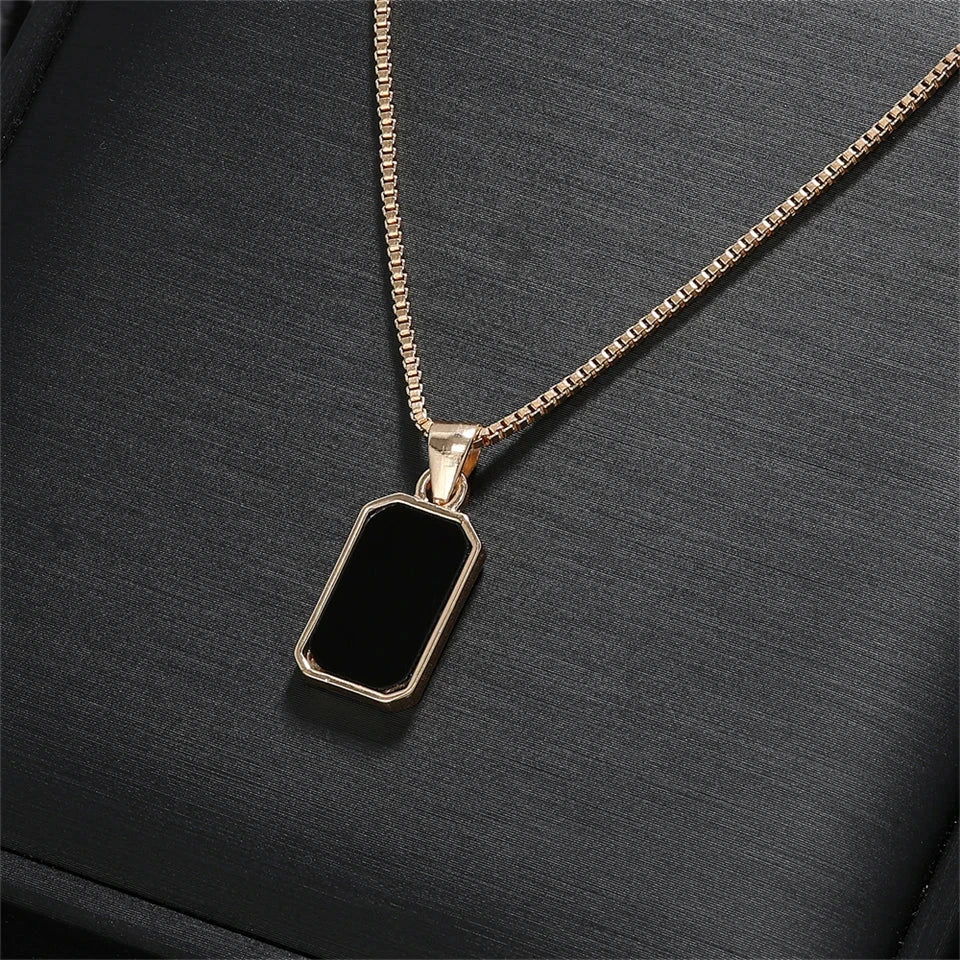 Orvielle – Timeless Pendant Necklace