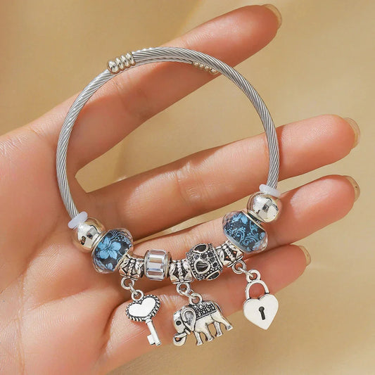 Elegant Women's Bracelet – AuraRadiant