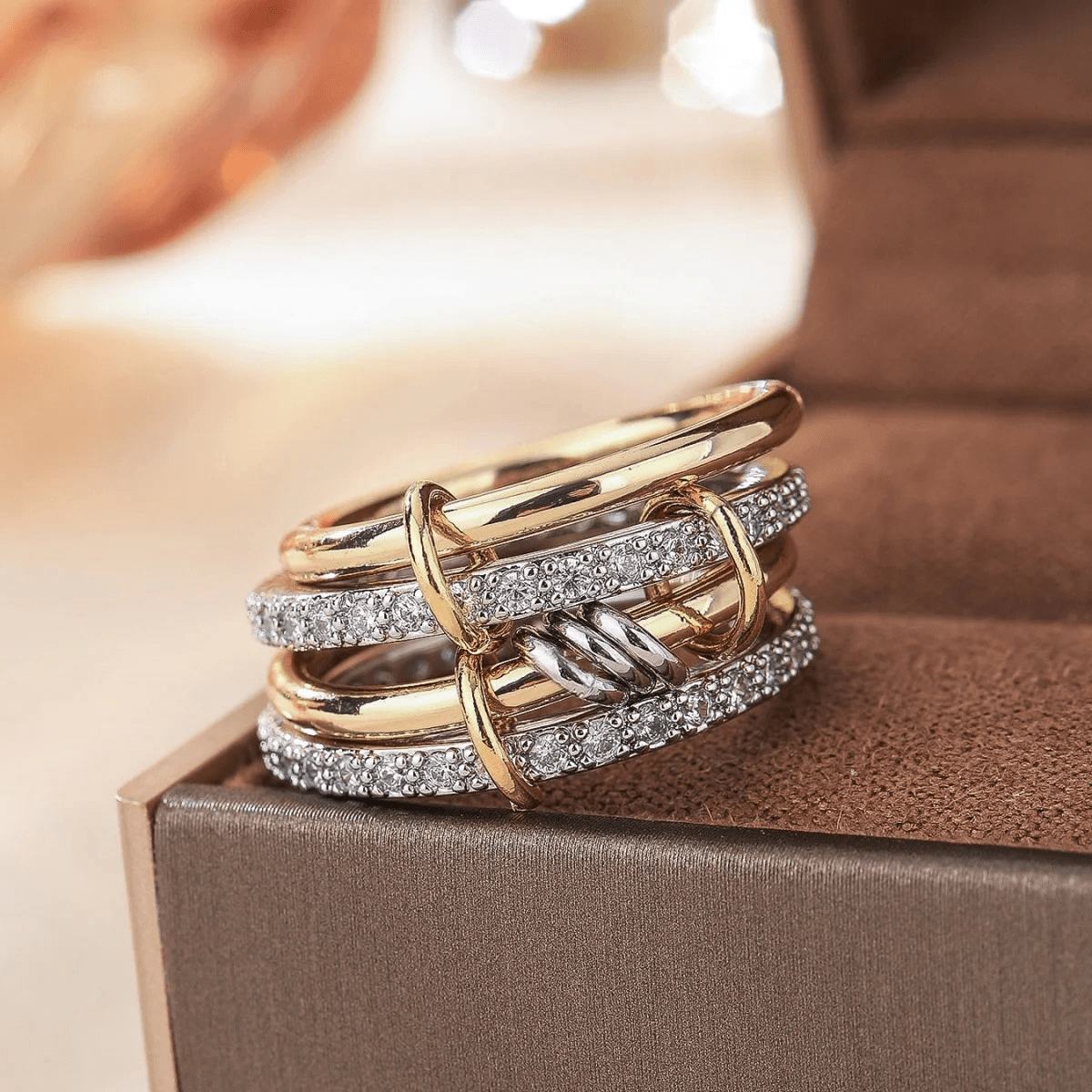Golden Aura – Hypoallergenic Women’s Ring with Zirconia