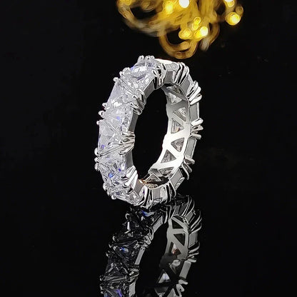 Valérith – Elegant Luxury Ring
