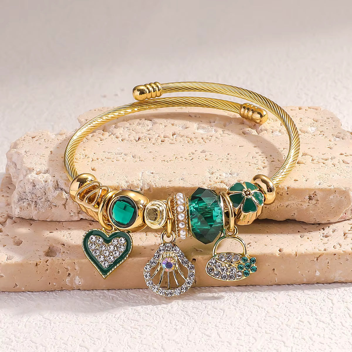 Mirelith – Elegant Stylized Bracelet