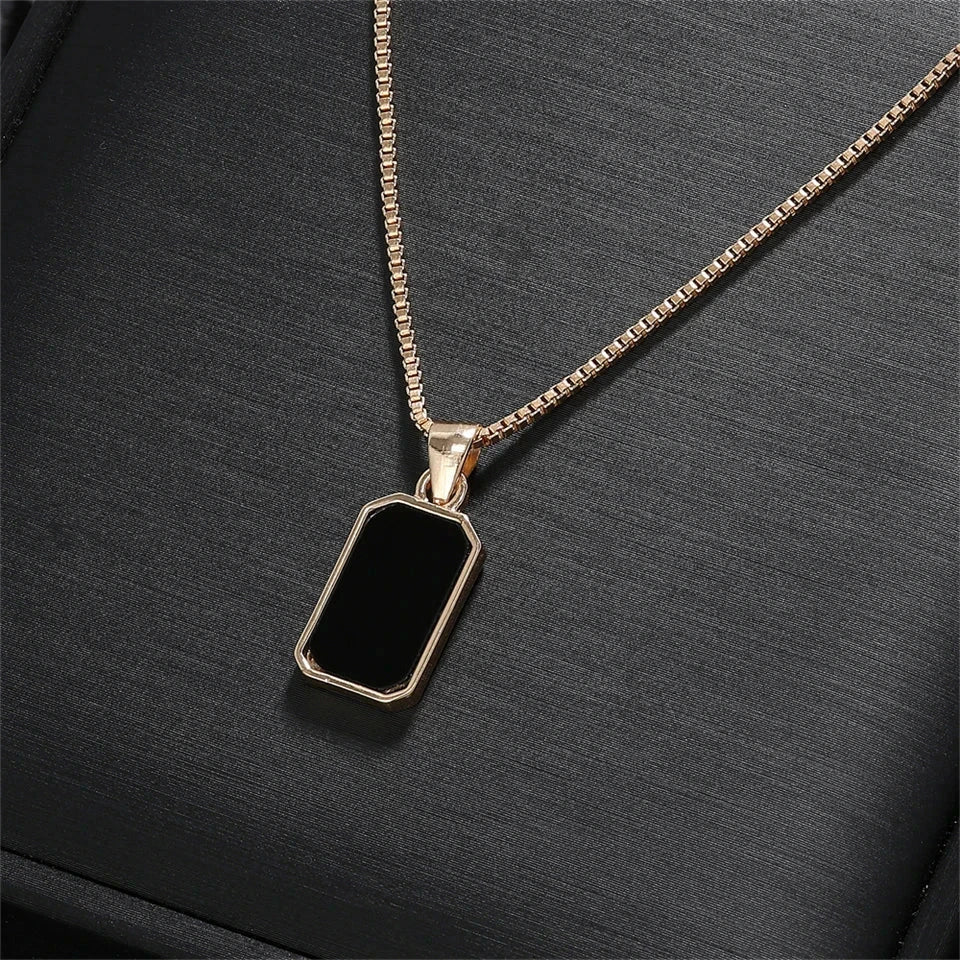 Orvielle – Timeless Pendant Necklace