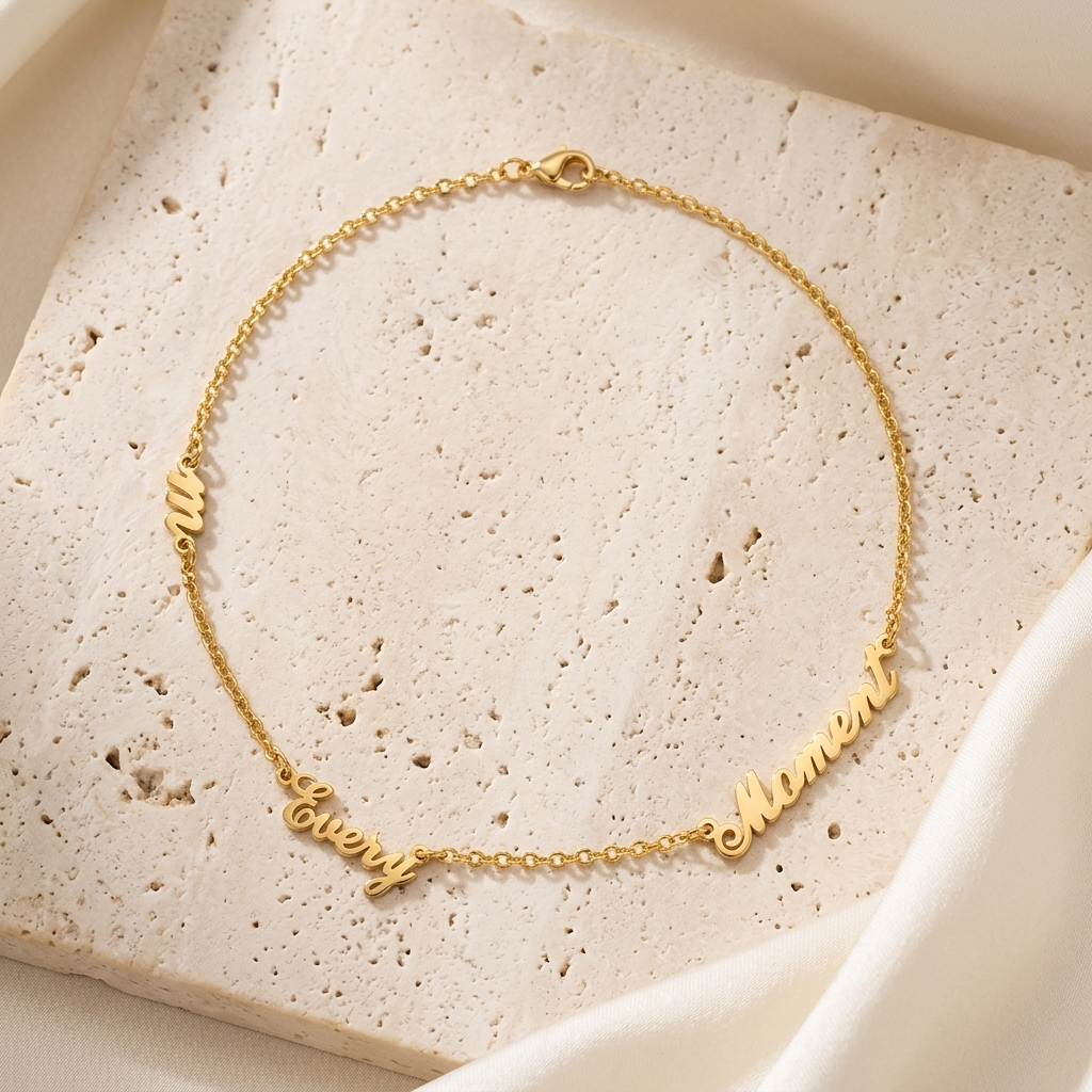 Everly Name Necklace